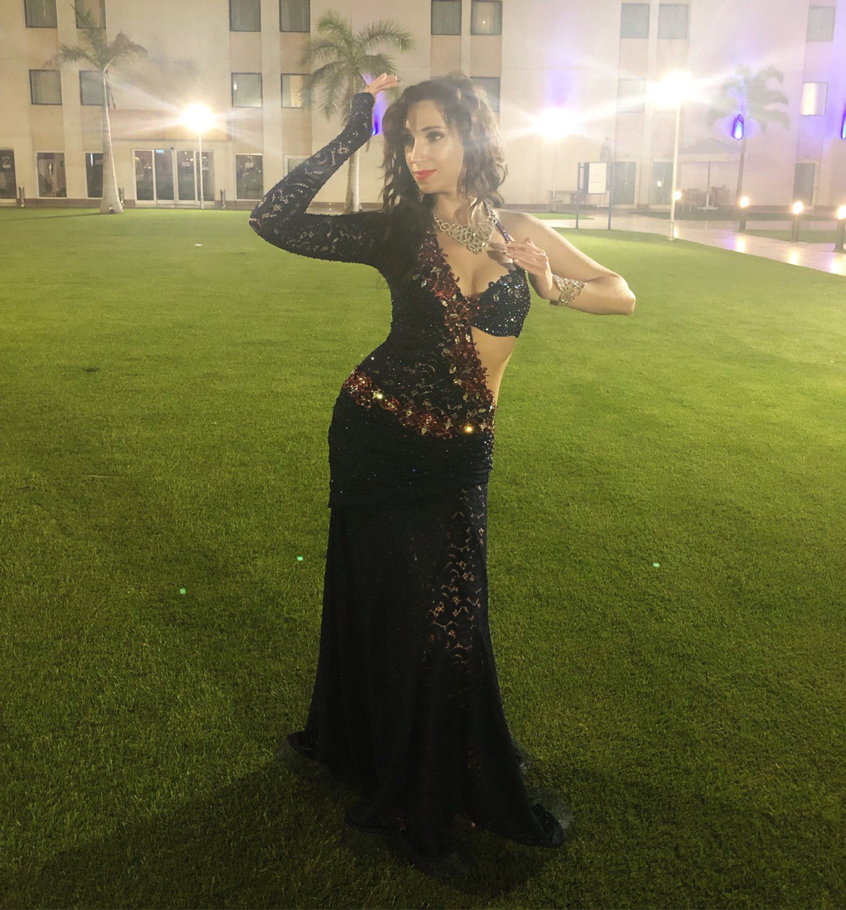Ирина Канунникова — полная поза belly dance дома, глава 1